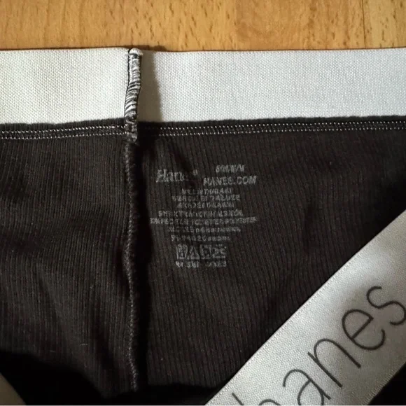 Bundle of 4 Hanes Originals Ultimate Stretch Cotton Boxer Briefs, Size: Medium - Picture 7 of 10